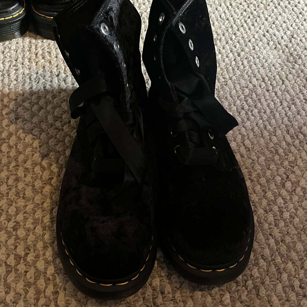 Dr. Martens 1460 Velvet 8-Eye Boots in Black